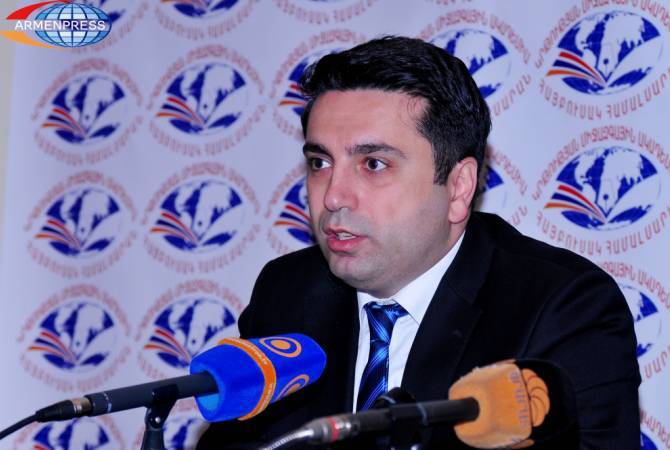 Ален Симонян охарактериаовал прослушивание и опубликование телефонных разговоров 
руководителей СНБ и ОСС как малый теракт