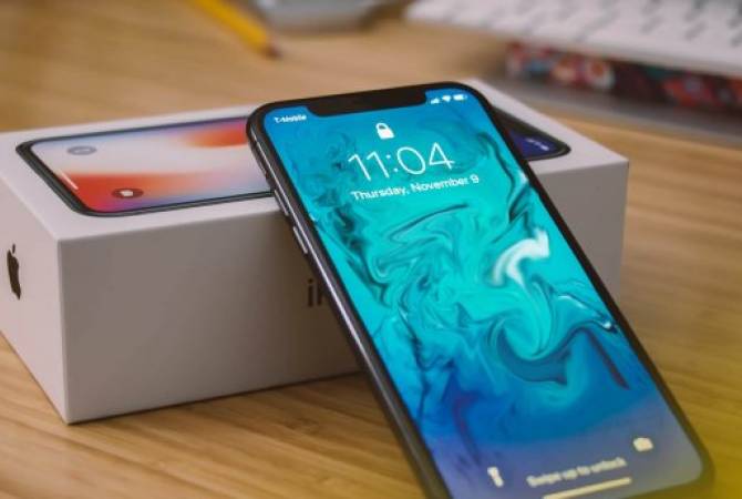 Apple прекратила продажи iPhone X