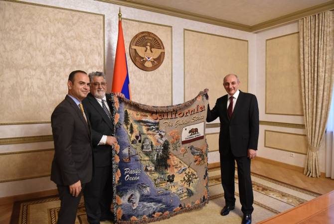 Artsakh’s President receives Californian Senator Anthony Portantino and Glendale Mayor Zareh 
Sinanyan