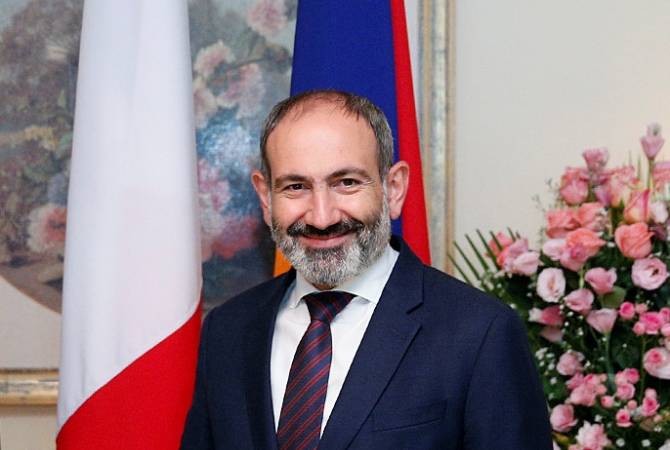 رئيس وزراء أرمينيا نيكول باشينيان يصل إلى باريس وسيلتقي مع ممثلين من الأرمن الفرنسيين غداً