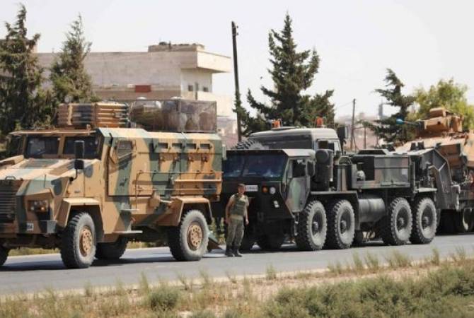 Эрдоган отправил тяжелую технику на границу с Сирией

