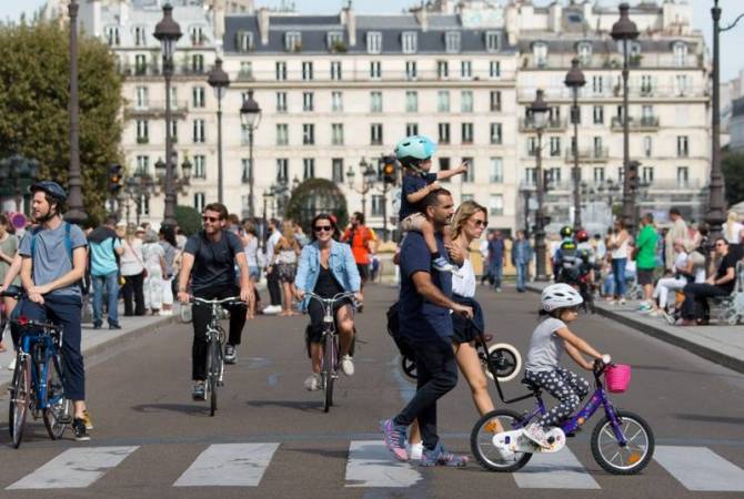 Раз в месяц центр Парижа будет пешеходным


