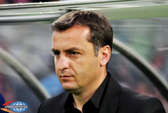 Вардан Минасян оставил пост главного тренера  сборной  Армении по футболу