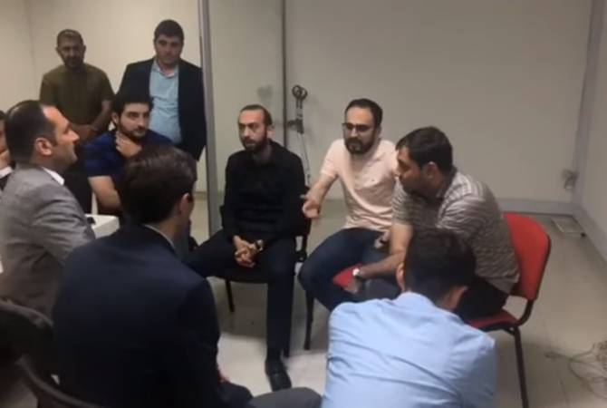 Artak Zeynalian a visité le quartier général de campagne électorale du bloc «Mon pas» et a personnellement félicité Hayk Maroutian 