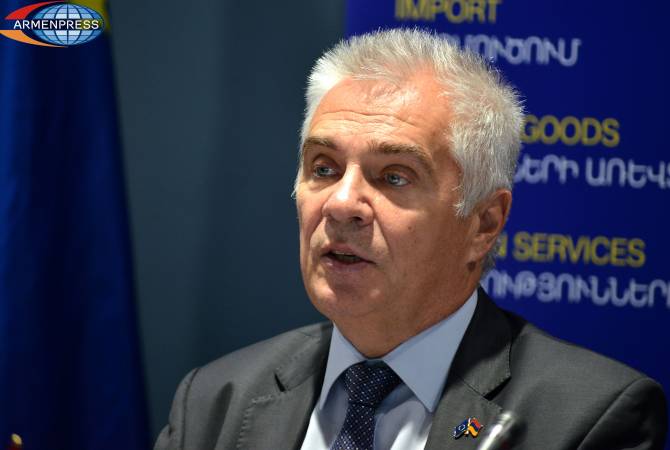 Peter Svitalski trouve suffisant les priorités du Gouvernement arménien pour l’augmentation des 
investissements et le développement du commerce avec l’Union européenne 