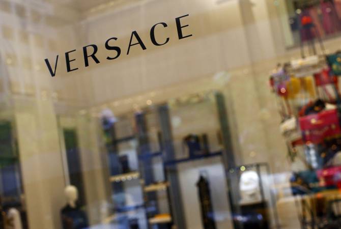 Дом моды Versace продали более чем за $2 млрд