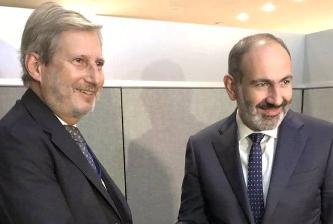 Йоханнес Хан уверил Никола Пашиняна, что ЕС продолжит оказывать поддержку 
реформам в Армении