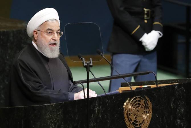 Президент Ирана назвал американские санкции мешающими прогрессу