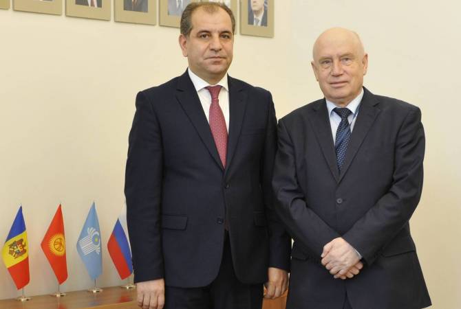 Armenia’s new permanent representative to CIS presents credentials to Executive Secretary 
Sergey Lebedev 