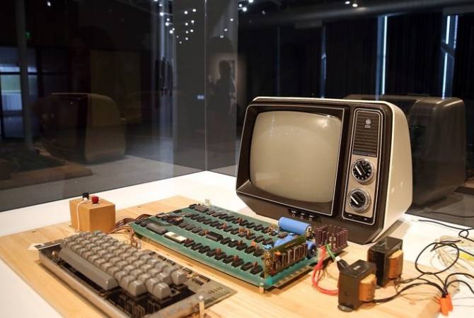Один из первых компьютеров Apple продан на аукционе за 375 тыс. долларов
