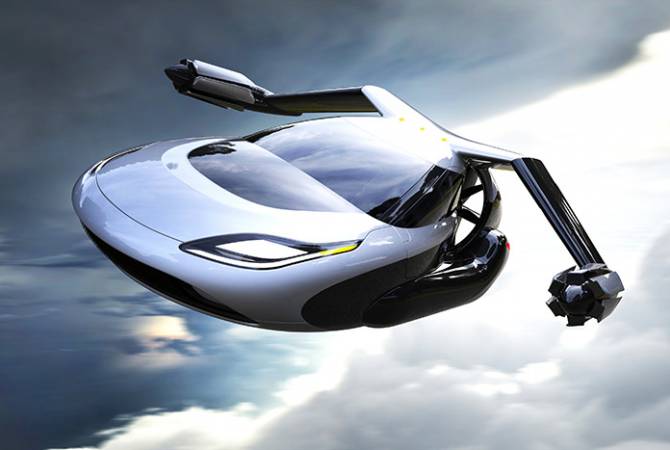 Terrafugia в октябре начнет принимать заказы на первый в мире летающий автомобиль