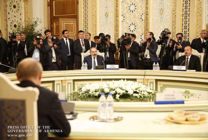 رئيس الوزراء الأرميني نيكول باشينيان يشارك في جلسة مجلس رابطة الدول المستقلة في دوشانبي، 
طاجيكستان ويلقي كلمة