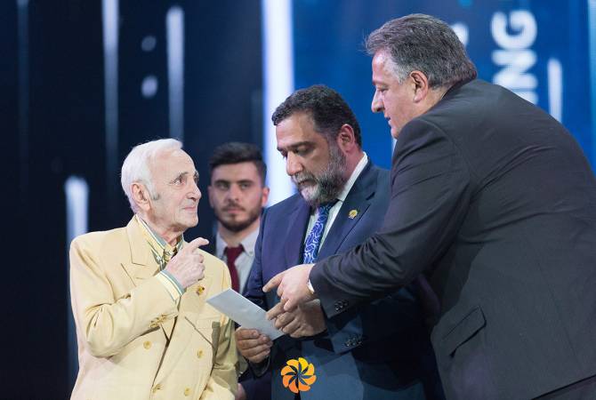 Шарль Азнавур был воплощением армянской истории: соболезнование соучредителей 
инициативы «Аврора»