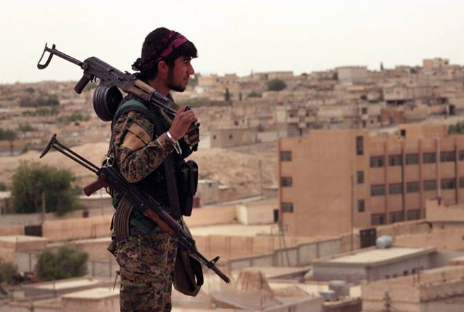 Силы самообороны сирийских курдов не покинули Манбидж, сообщили СМИ