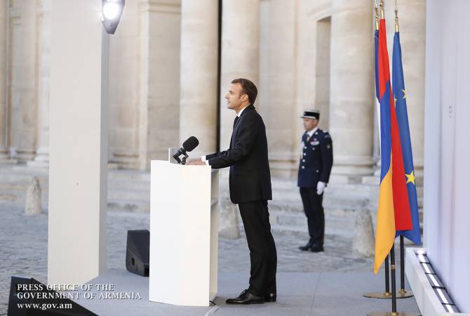  Discours du Président de la République française Emmanuel Macron en hommage à Charles 
Aznavour
