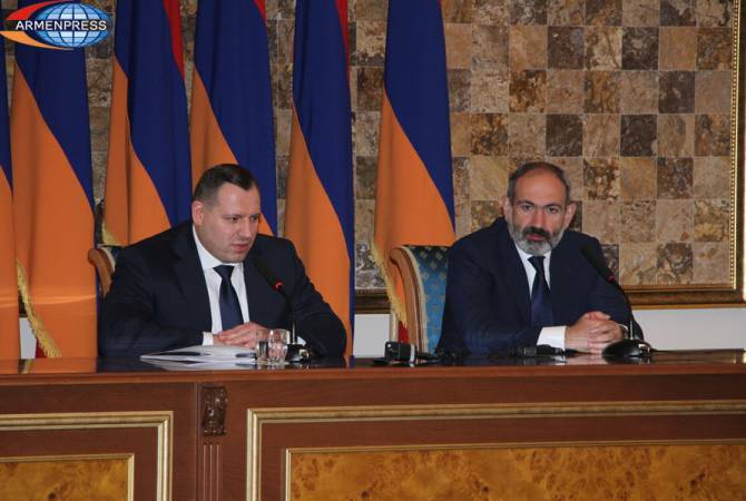 Начинается процесс установления новых отношений между обществом и следственными органами: Пашинян поздравил с днем сотрудников СК Армении