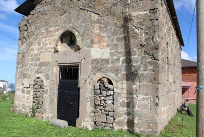 كنيسة المخلص هي الوحيدة من 200 كنيسة ودير أرمني متبقية بطرابزون،تركيا وتعود تاربخها إلى 1424م