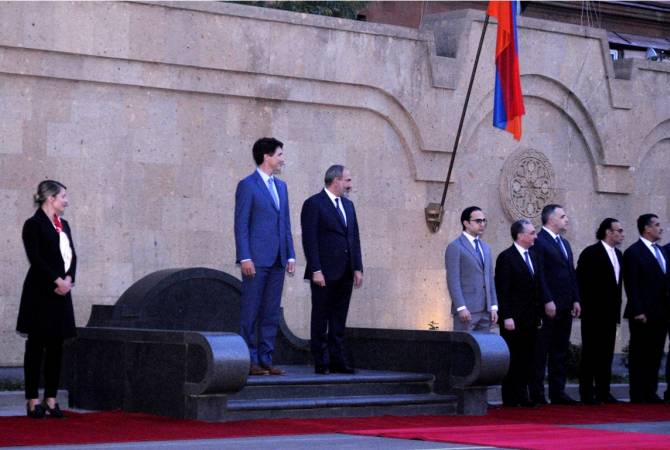 La cérémonie d’accueil de Justin Trudeau a débuté au siège du Premier ministre d’Arménie  