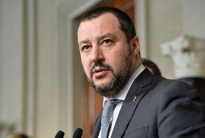 Вице-премьер Италии назвал санкции против России абсурдом