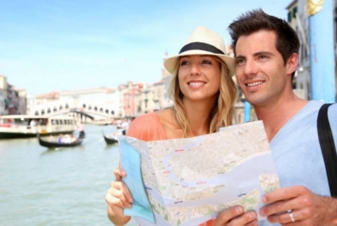 Эксперты выяснили, где и сколько денег тратят туристы в мире
