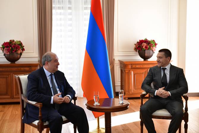 President Armen Sarkissian receives PwC company representatives
