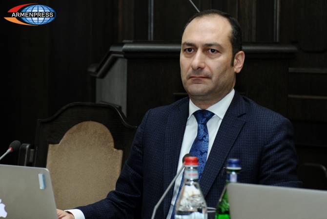 Артак Зейналян представил законопроект о внесении изменений и дополнений в 
Избирательный кодекс Армении