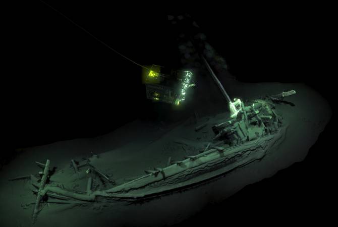 Британские ученые обнаружили древнейший на планете неповрежденный корабль в 
Черном море