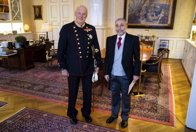 Посол Арзуманян вручил верительные грамоты королю Норвегии