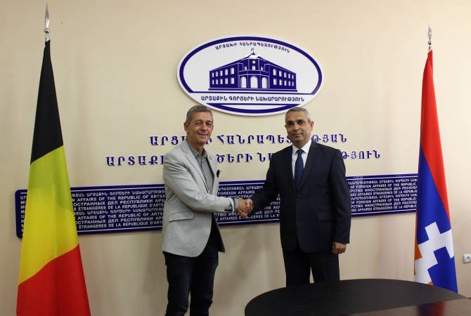 Artsakh FM receives delegation led by Belgian MP Jean Jacques Flahaux
