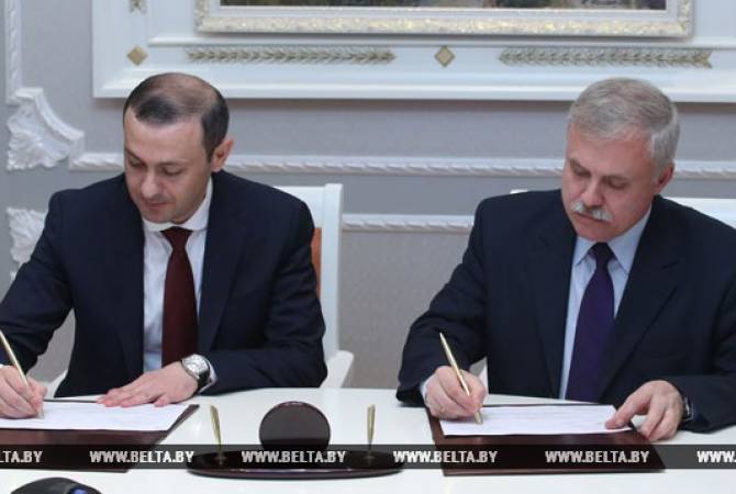  Подписан план взаимодействия аппаратов советов безопасности Армении и Беларуси

 