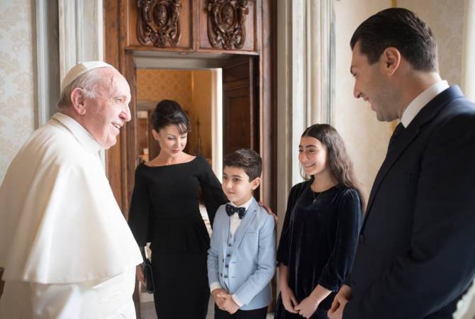 Pope Francis holds farewell meeting with recalled Armenian Ambassador Mikayel Minasyan 