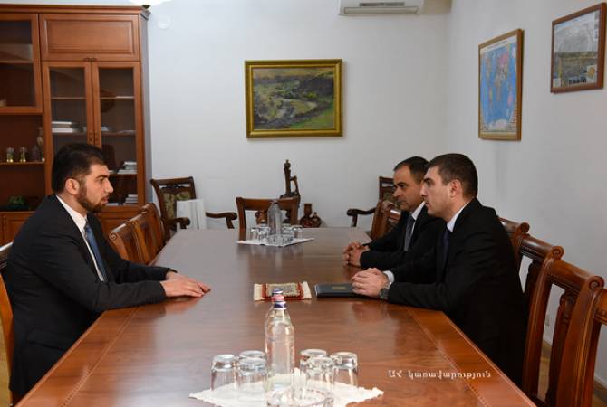 Artsakh’s state minister holds meeting with head of State Oversight Service of Armenia
