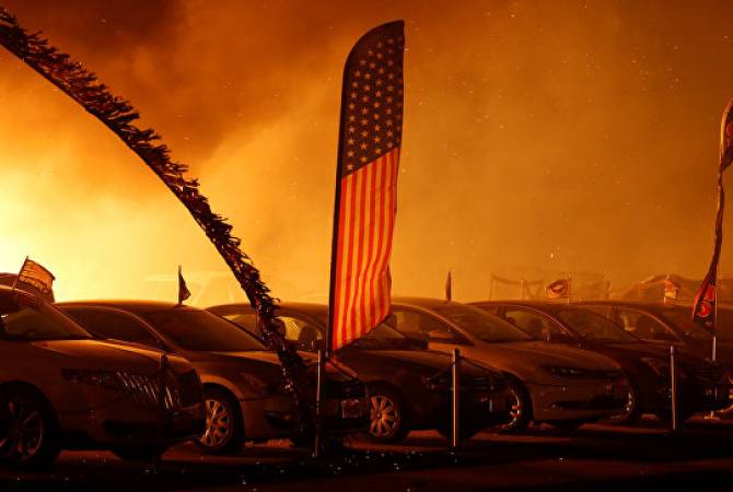 Число жертв лесных пожаров в Калифорнии увеличилось до девяти человек