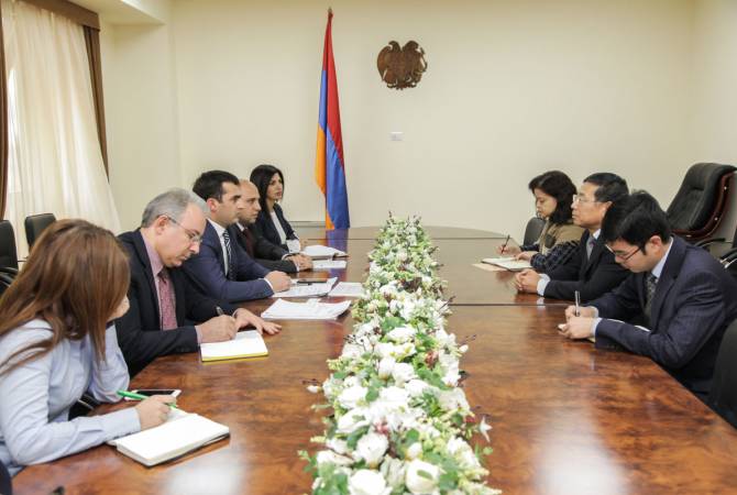Armenia, China discuss possibility of direct air communication, creation of business arena 