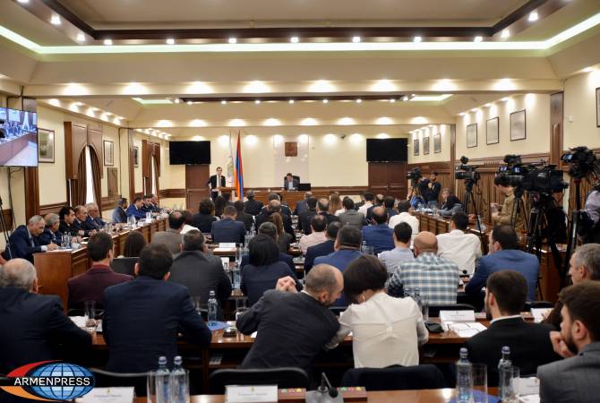 Yerevan City Council session kicks off