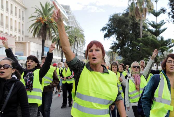 Massive protests against soaring fuel prices resume across France 