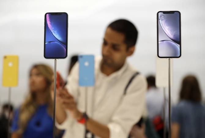 WSJ: Apple сократила заказы на производство трех новых моделей iPhone