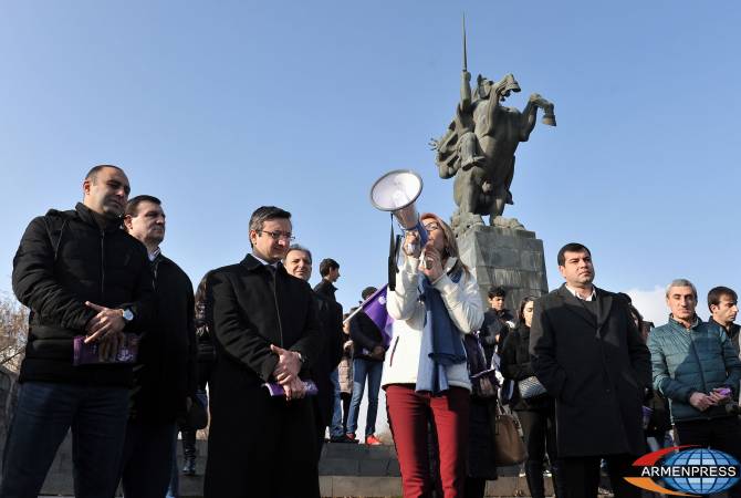 «Լուսավոր Հայաստան»-ի երևանյան քարոզարշավը մեկնարկեց Նոր Նորք վարչական 
շրջանից