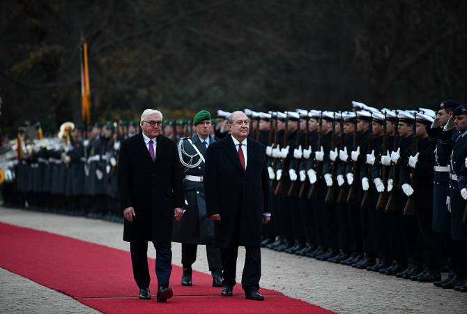 Президент Саркисян пригласил президента Германии посетить Армению с официальным 
визитом

