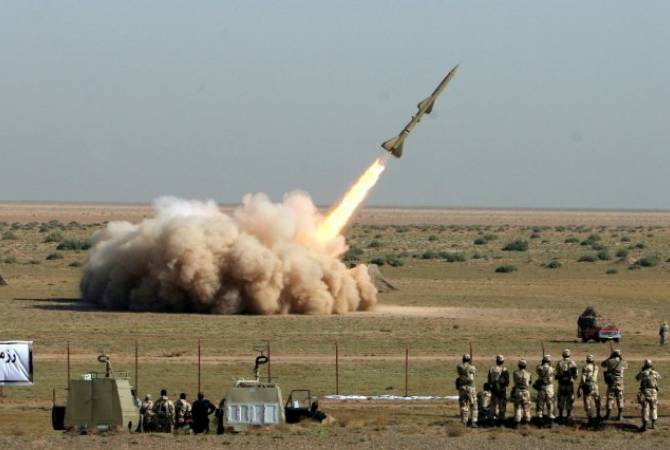 В Иране заявили, что не нуждаются в разрешении для ракетных испытаний