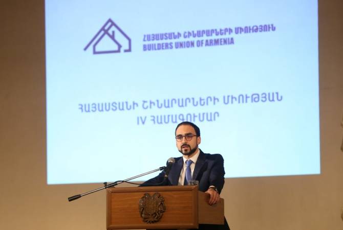 Avinyan attends 4th congress of Builders Union of Armenia