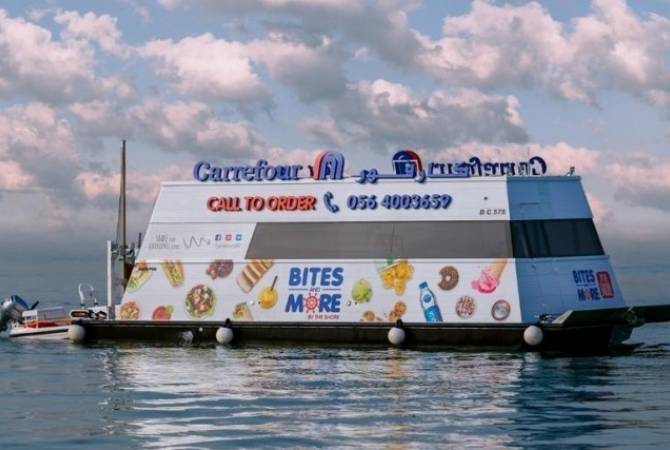 СМИ: первый в мире плавучий супермаркет открылся в ОАЭ