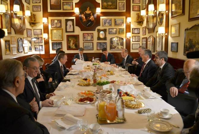 وزير الخارجية أرمينيا بالنيابة زوهراب مناتساكانيان يشارك في اجتماع وزراء خارجية الدول الأعضاء في 
منظمة الأمن والتعاون في أوروبا