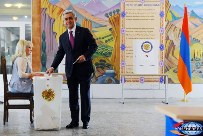 Former President Serzh Sargsyan casts vote in general election