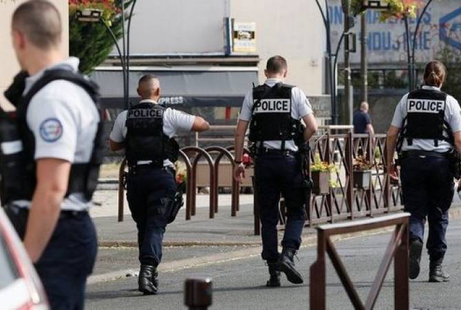 SWAT team, air support and 300+ officers crack down on Armenian-Georgian-Azerbaijani 
organized crime syndicate in France