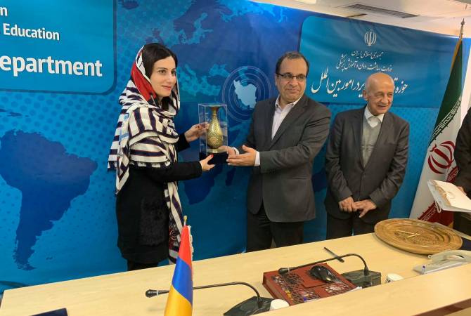 Armenia, Iran seek closer healthcare cooperation 