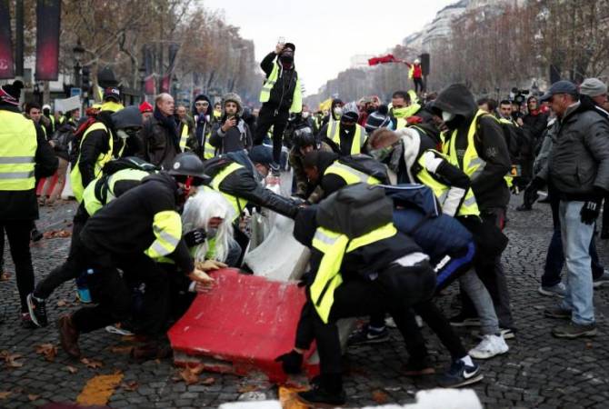 Всеобщая конфедерация труда Франции призывает увеличить число акций протеста