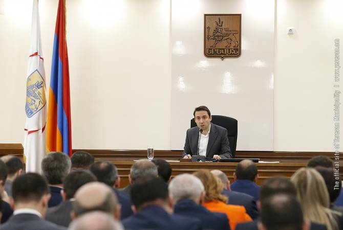 Yerevan mayor tasks full revision of staffing lists to reveal irregularities 