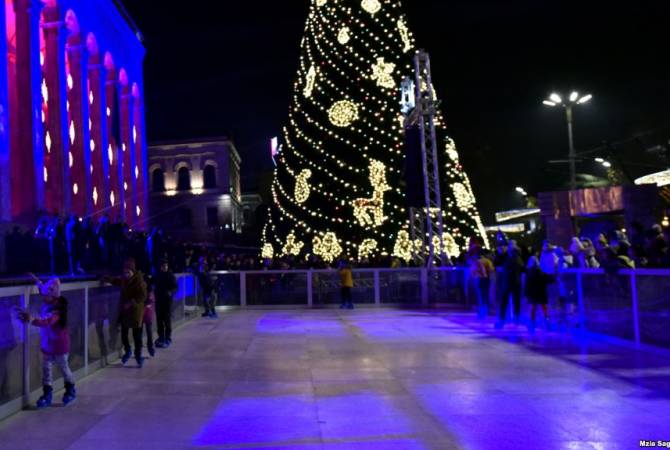Tbilisi moves national New Year Tree to First Republic Square 