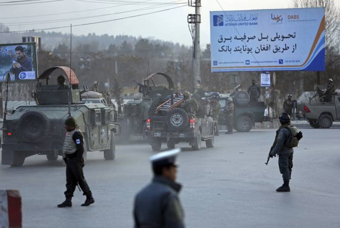 Число жертв атаки на правительственный комплекс в Кабуле возросло до 43